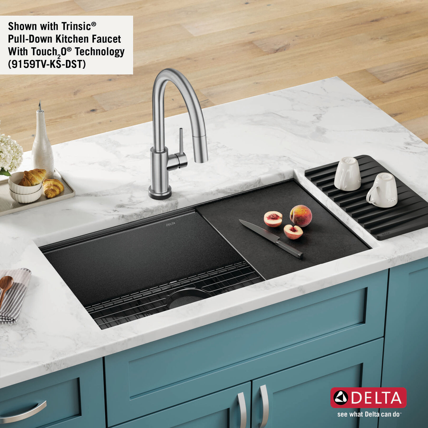 Lavabo de cocina tipo estación de trabajo con un receptáculo calibre 16 de 32" de montaje bajo encimera, con reborde WorkFlow™ y accesorios, imagen 14